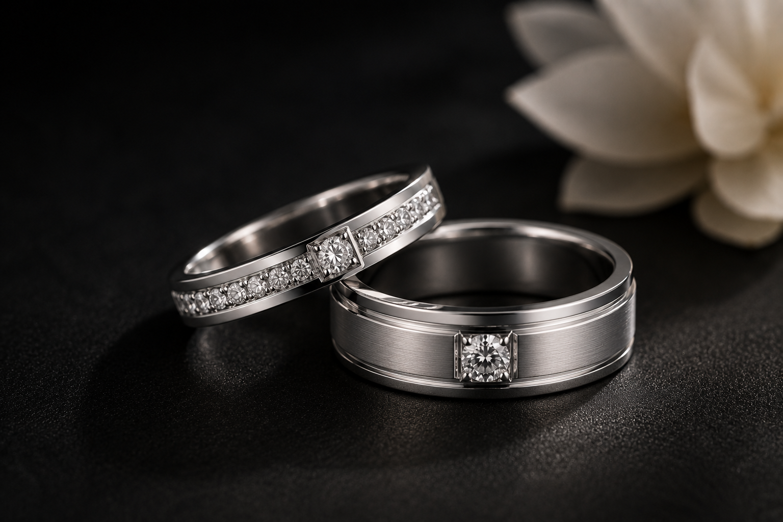 คู่มื่อเลือกเเหวนคู่เเละเเต่งงาน Wedding ring pair