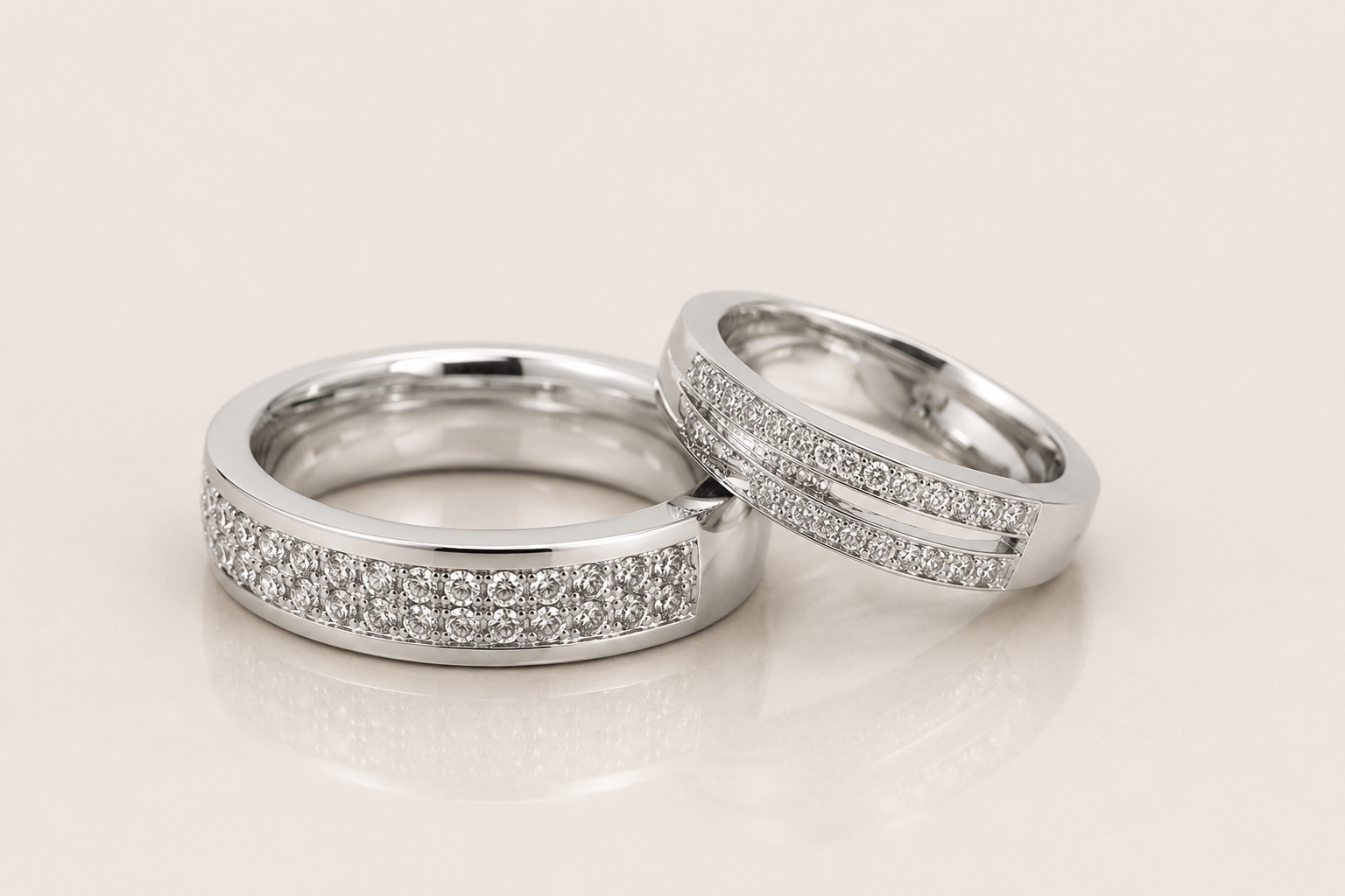 Same detail couple rings