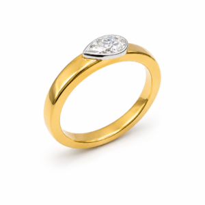 เเหวนเพชรหยดน้ำ teardrop diamond ring