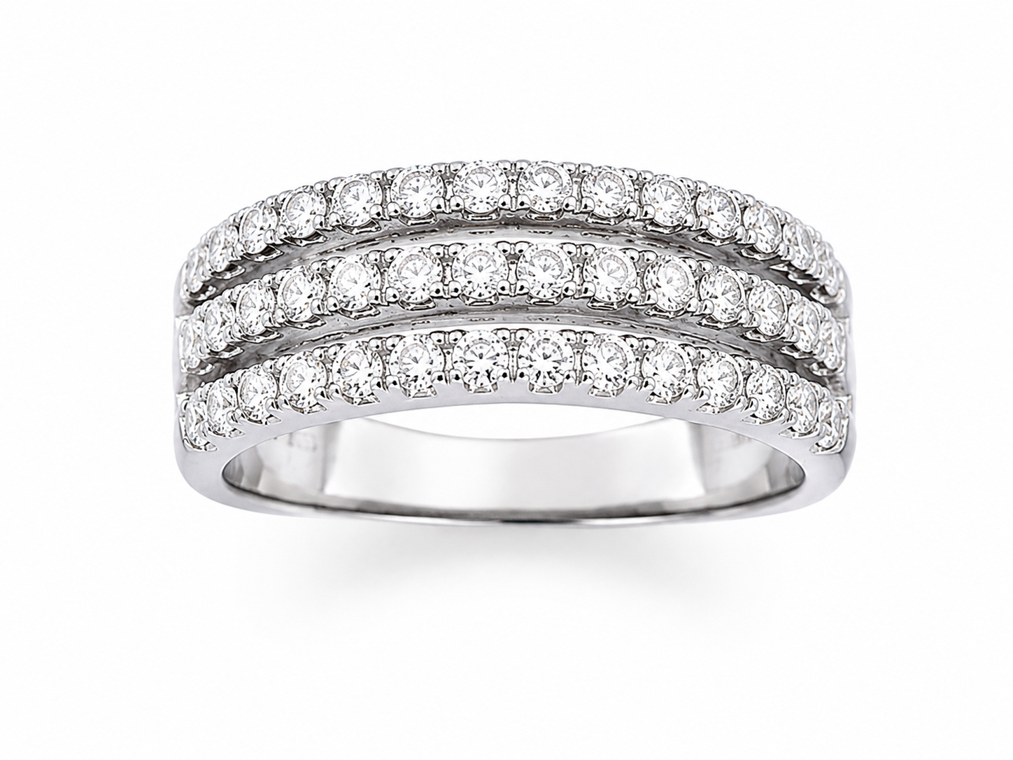 เเหวนเพชรรอบนิ้ว diamond ring around finger เเหวนเพชรรอบนิ้ว diamond ring around finger